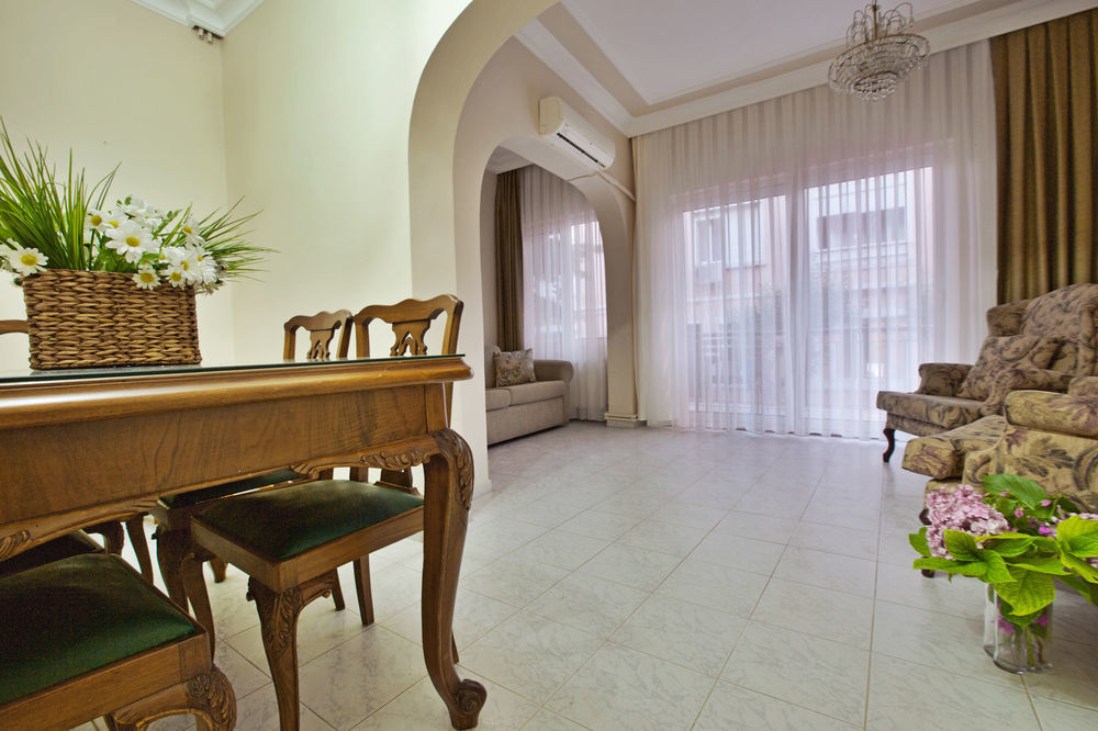 Bueyuekada Apart Hotel - Yeni Apart Adalar Esterno foto